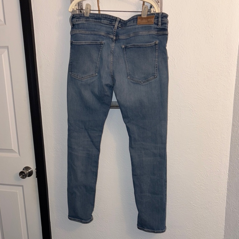 Hugo Boss Classic Blue Jeans - Picture 6 of 9